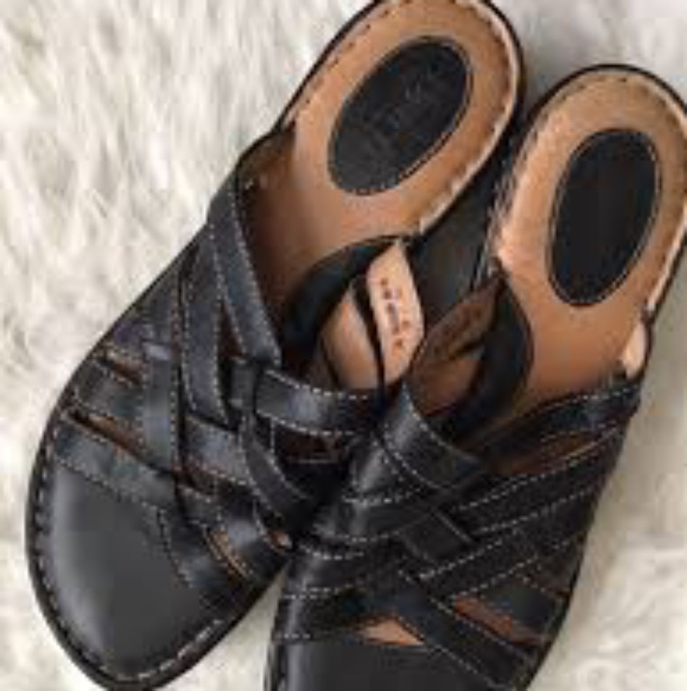 Comfortable leather wedge